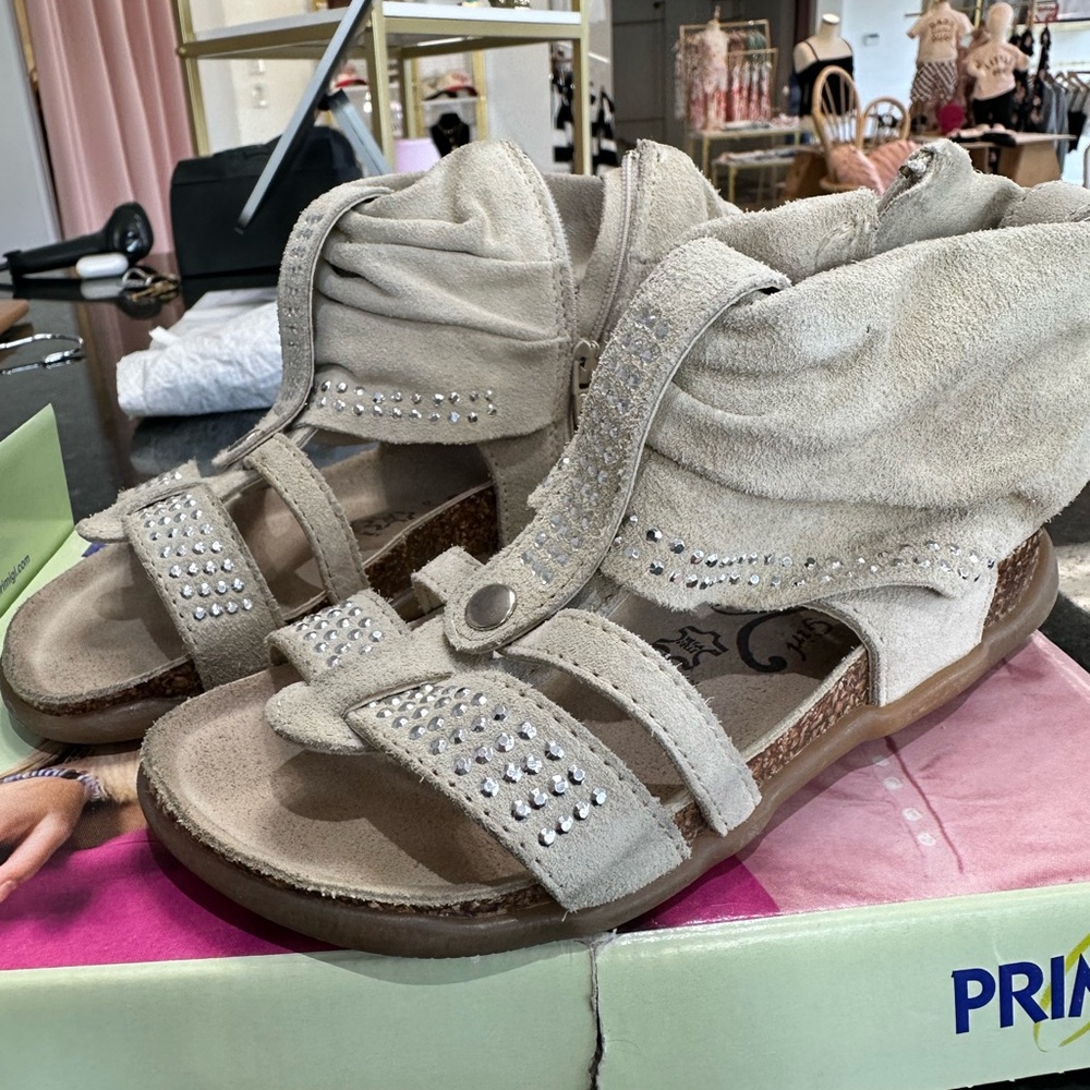 Primigi Beige Girls' Sandals